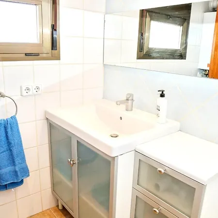 Rural With Great Views Apartamento Torres del Obispo
